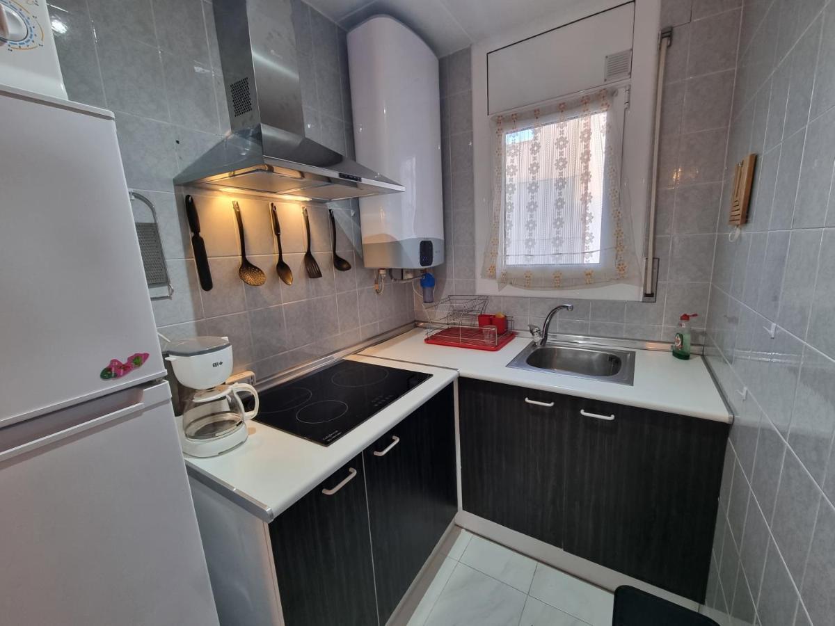 Lovely One Bedroom With Balcony Roses Exterior foto